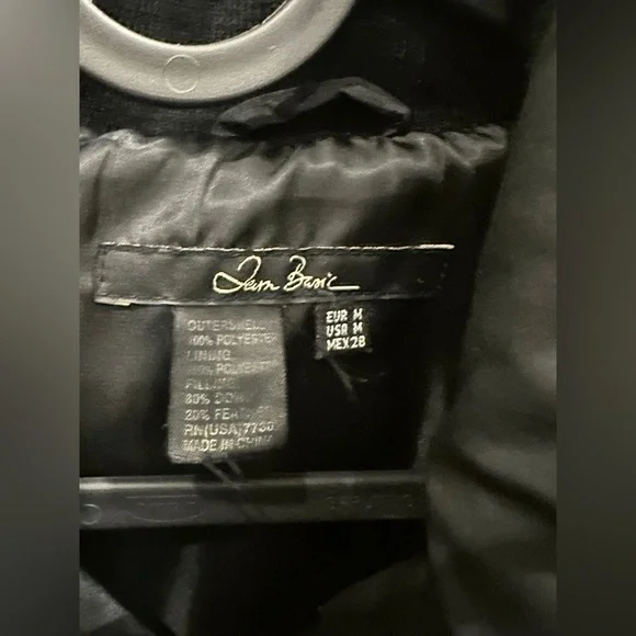 Women’s Black puffer Vest with zipper - Picture 4 of 4